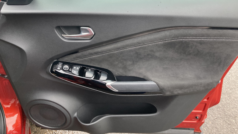 Nissan Juke 1.6 Hybrid Tekna+ 5dr Auto Hybrid Hatchback